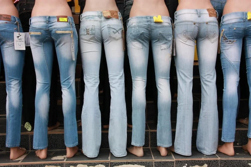 Mannequin With Jeans El Jean: Una Prenda Que No Pasa De Moda - Textil E Indumentaria