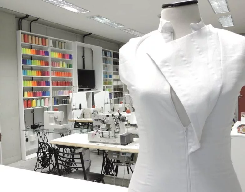 La Cortesana La Cortesana, Un Espacio De Producción Textil - Empresas Textiles