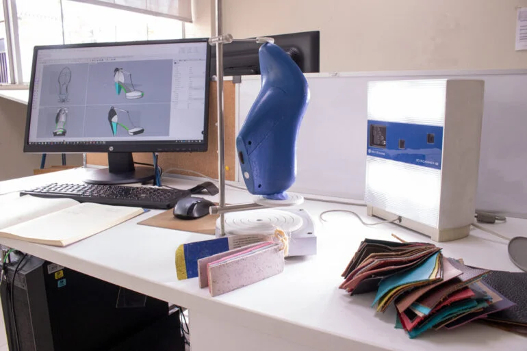 Renders De Calzado Tecnología 3D En La Industria Del Calzado - Máquinas Calzado/Cuero