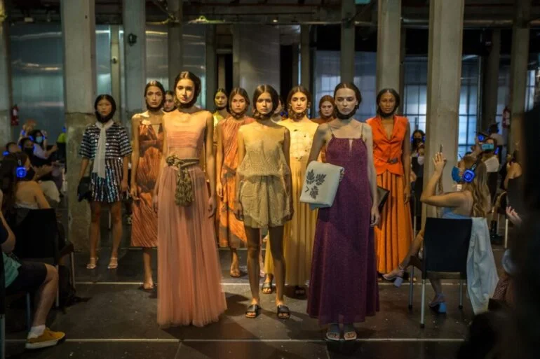 Pilar Dalbat La Pasarela De Moda De Madrid - Moda Y Diseñadores Textil E Indumentaria