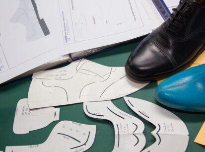 Cefoteca 081 Web Modelaje Básico De Calzado - Sneakers